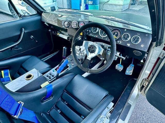 1971 Nissan Skyline JDM car for sale — photo 10 of 20