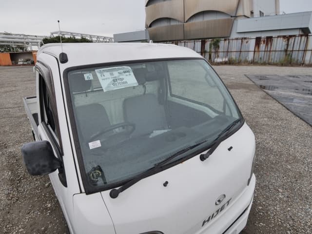 2000 Daihatsu Hijet JDM car for sale — photo 14 of 25