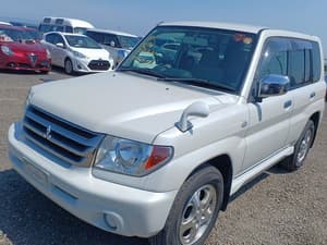 2006 Mitsubishi Pajero JDM car for sale