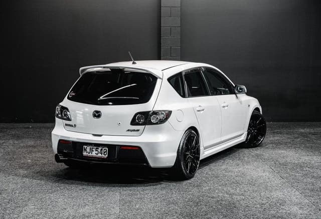2008 Mazda Axela JDM car for sale — photo 11 of 17