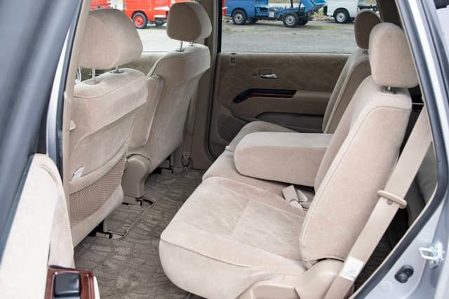 2000 Honda Odyssey JDM car for sale — photo 15 of 19