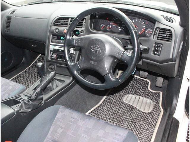 1997 Nissan Skyline JDM car for sale — photo 3 of 12