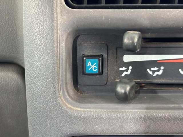 1998 Subaru Sambar JDM car for sale — photo 13 of 25