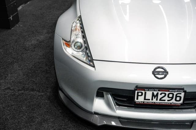 2009 Nissan Fairlady Z JDM car for sale — photo 10 of 20