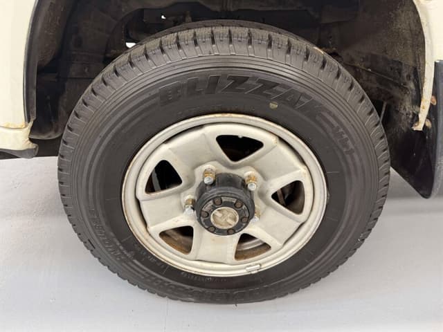 1996 Toyota Townace JDM car for sale — photo 17 of 25