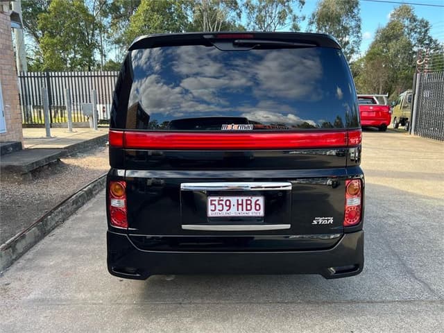 2008 Nissan Elgrand JDM car for sale — photo 7 of 16