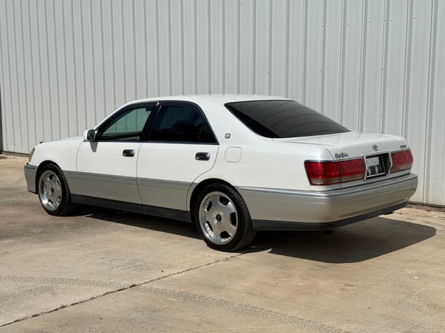 2000 Toyota Crown JDM car for sale — photo 4 of 22