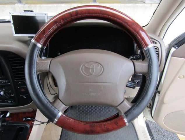 2001 Toyota Land Cruiser Prado JDM car for sale — photo 11 of 14