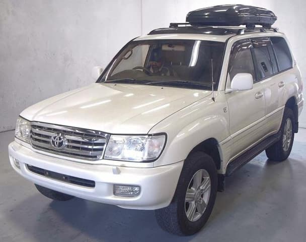 2000 Toyota Land Cruiser JDM car for sale — photo 2 of 5