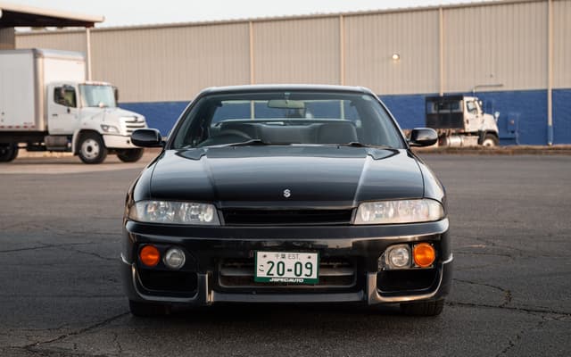 1996 Nissan Skyline JDM car for sale — photo 3 of 12