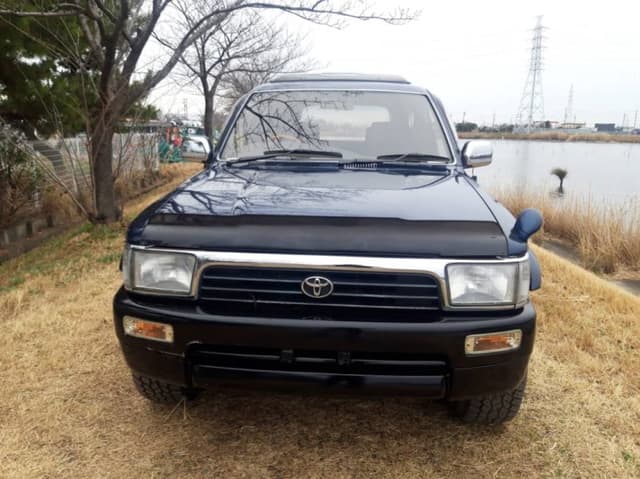 1994 Toyota Hilux Surf JDM car for sale — photo 2 of 5