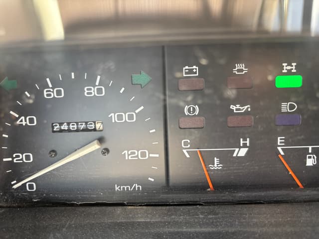 1992 Daihatsu Hijet JDM car for sale — photo 10 of 25