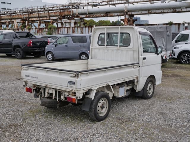 2002 Daihatsu Hijet JDM car for sale — photo 6 of 25