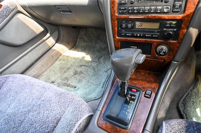 2000 Toyota Chaser JDM car for sale — photo 20 of 21