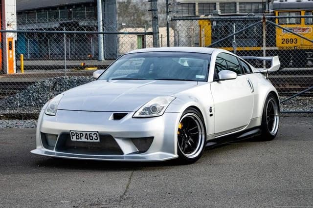 2006 Nissan Fairlady Z JDM car for sale — photo 2 of 19
