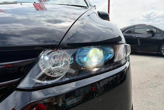 2004 Honda Odyssey JDM car for sale — photo 8 of 20
