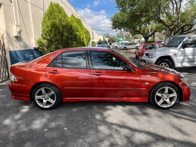 1998 Toyota Altezza JDM car for sale — photo 8 of 16