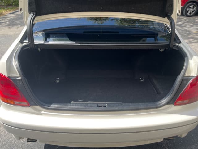 1997 Toyota Aristo JDM car for sale — photo 16 of 17