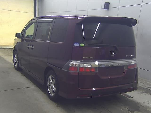 2009 Honda Stepwagon JDM car for sale — photo 3 of 8