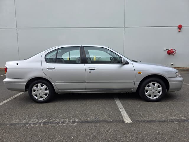 1997 Nissan Primera JDM car for sale — photo 8 of 21