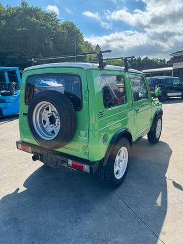 1992 Suzuki Jimny JDM car for sale — photo 4 of 12