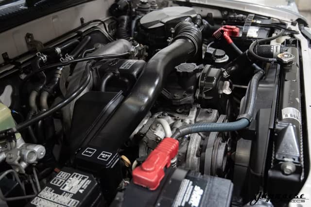 1997 Toyota Hilux Surf JDM car for sale — photo 24 of 25