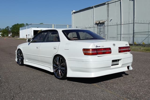 1996 Toyota Mark II JDM car for sale — photo 11 of 19