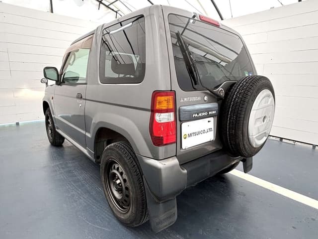 2001 Mitsubishi Pajero Mini JDM car for sale — photo 4 of 10