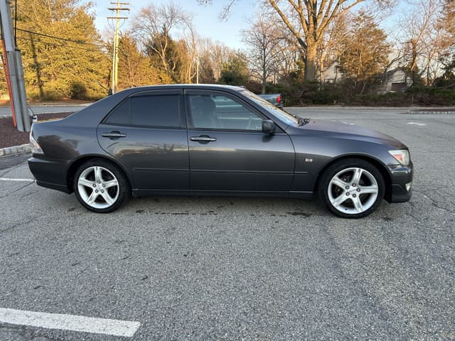 1998 Toyota Altezza JDM car for sale — photo 3 of 25