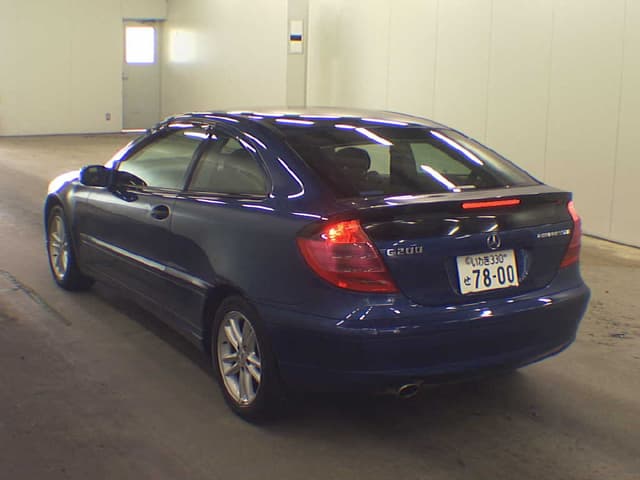 2001 Mercedes-Benz C Class JDM car for sale — photo 2 of 8