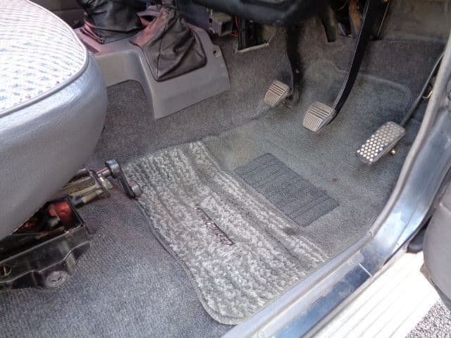 1991 Toyota Land Cruiser JDM car for sale — photo 24 of 25