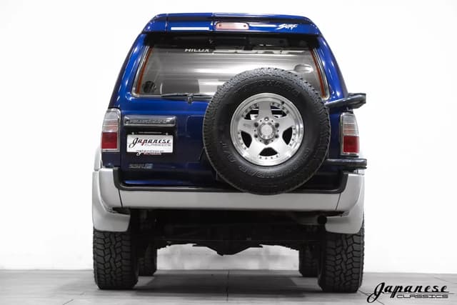 1996 Toyota Hilux JDM car for sale — photo 7 of 10