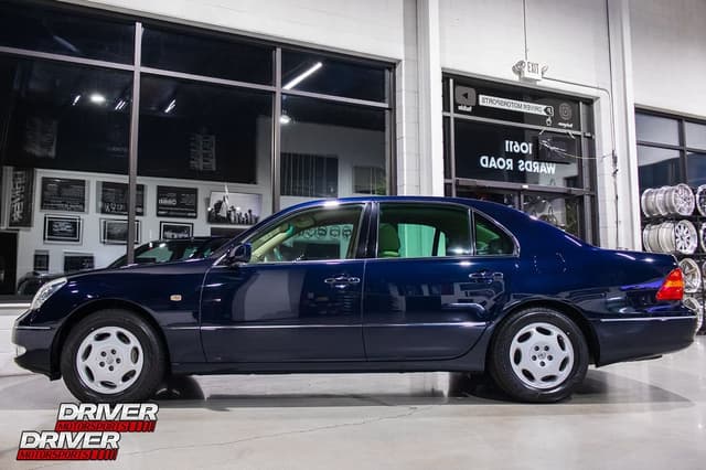 2001 Toyota Celsior JDM car for sale — photo 7 of 25