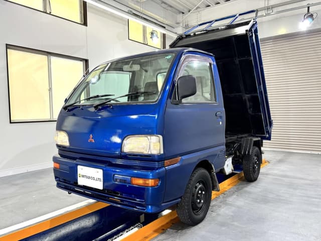 1998 Mitsubishi Minicab JDM car for sale — photo 2 of 25