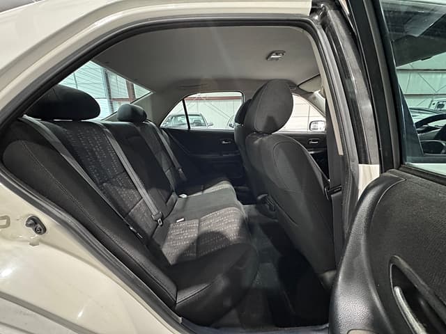 1999 Toyota Altezza JDM car for sale — photo 13 of 25