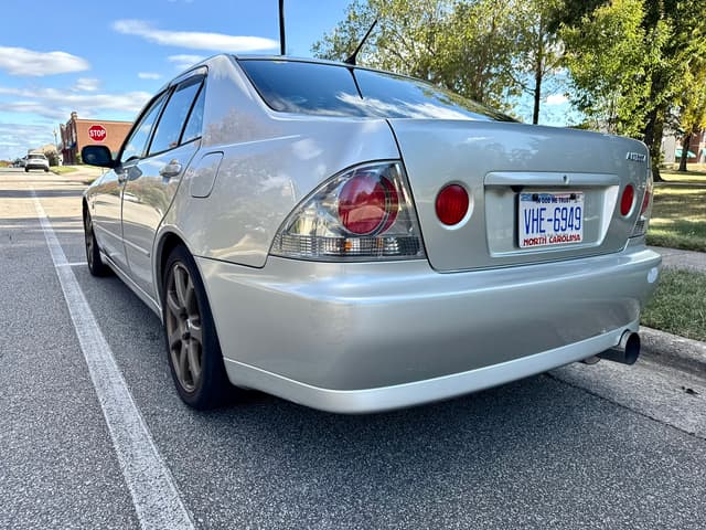 1994 Toyota Altezza JDM car for sale — photo 9 of 12
