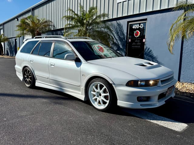 2000 Mitsubishi Legnum JDM car for sale — photo 13 of 22