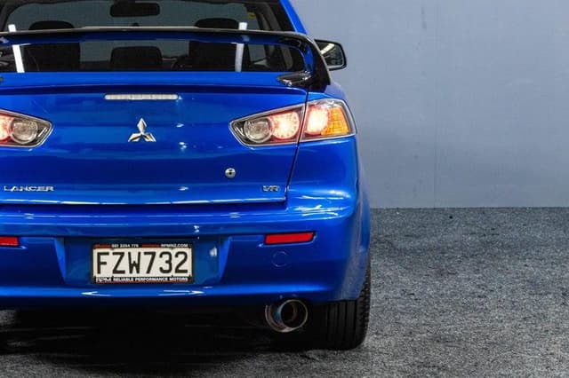 2011 Mitsubishi Lancer JDM car for sale — photo 5 of 18