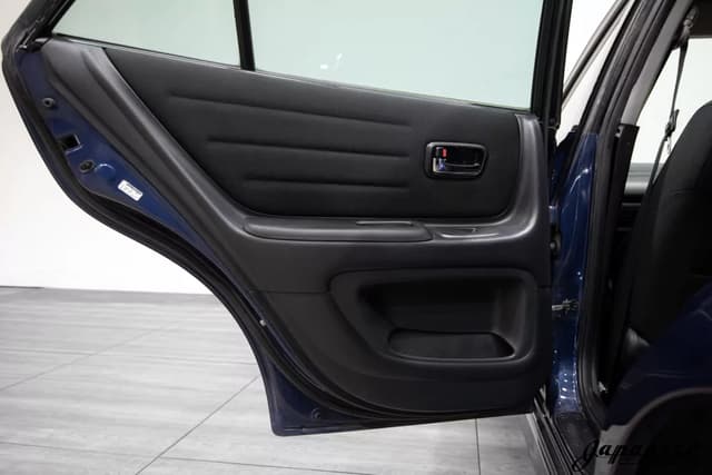 2000 Toyota Altezza JDM car for sale — photo 20 of 25