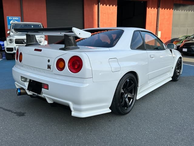 1999 Nissan Skyline JDM car for sale — photo 2 of 25