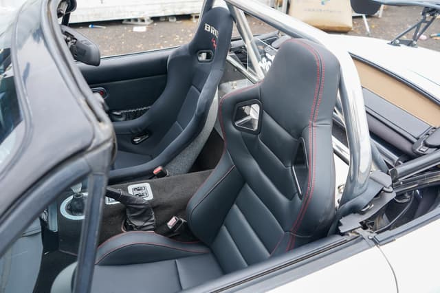 1991 Mazda Roadster (Eunos Roadster / MX-5) JDM car for sale — photo 12 of 24