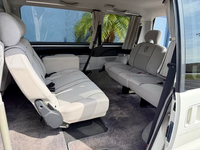 2000 Mitsubishi Delica JDM car for sale — photo 22 of 24