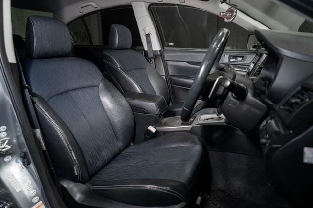 2009 Subaru Legacy JDM car for sale — photo 14 of 18