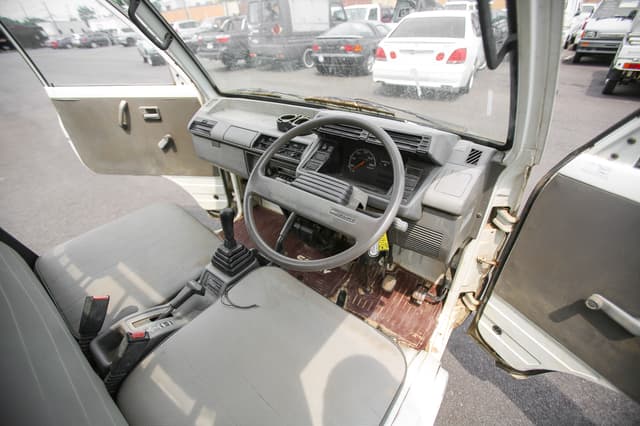 1990 Suzuki Carry JDM car for sale — photo 4 of 6