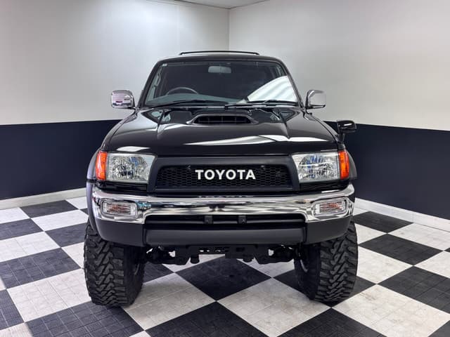 1999 Toyota Hilux JDM car for sale — photo 2 of 25