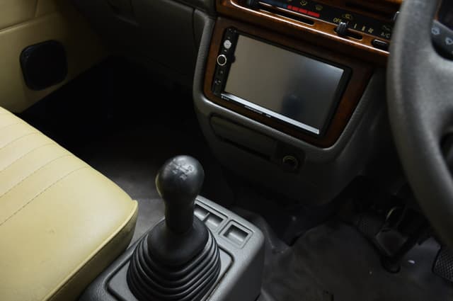 1997 Suzuki Every JDM car for sale — photo 22 of 25