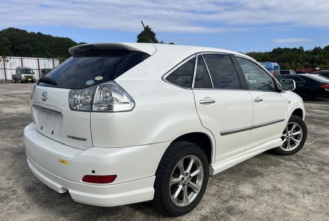 2009 Toyota Harrier JDM car for sale — photo 2 of 25