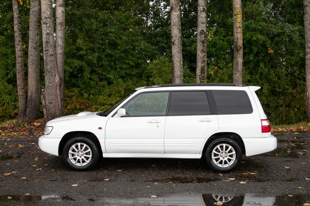 2001 Subaru Forester JDM car for sale — photo 7 of 13
