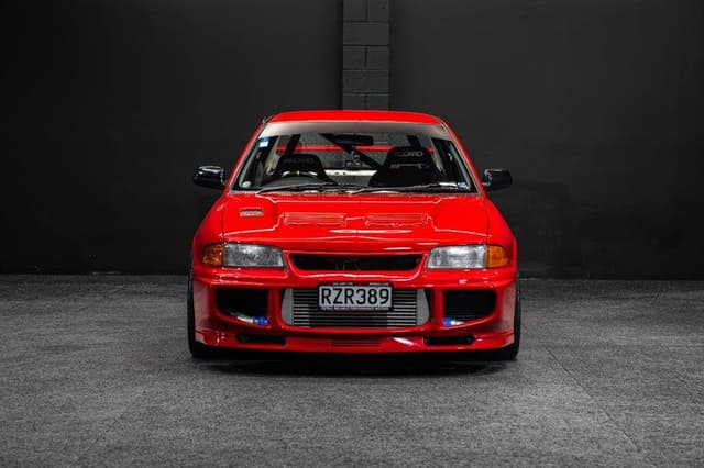1995 Mitsubishi Lancer Evolution JDM car for sale — photo 8 of 20