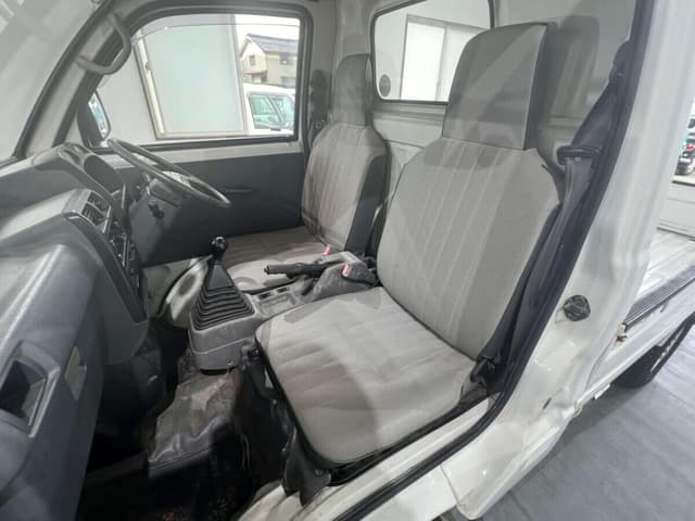1992 Mitsubishi Minicab JDM car for sale — photo 10 of 24